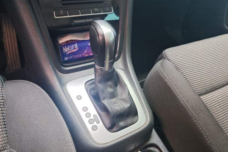 Used Volkswagen Sharan 2013 2.0 TSI Standard Model Gear Lever