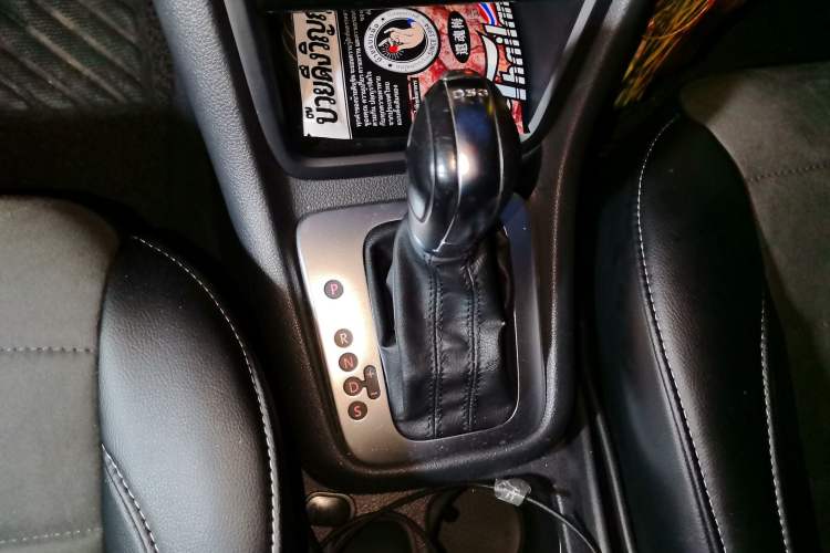 Used Volkswagen Sharan 2013 2.0 TSI Standard Model Gear Lever