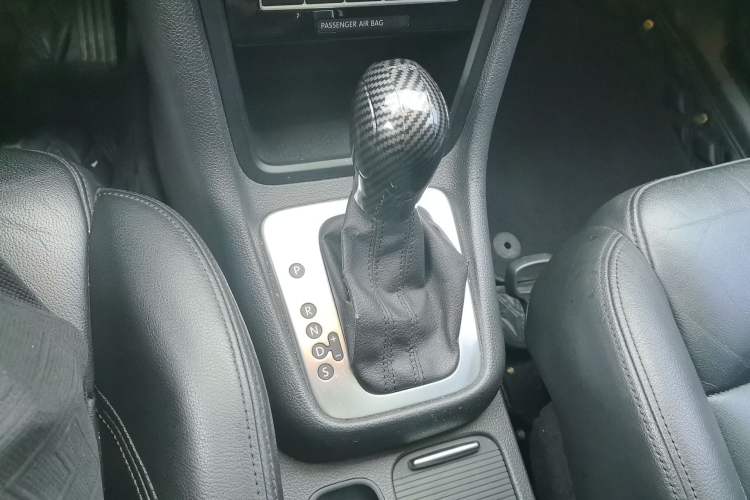 Used Volkswagen Sharan 2013 1.8TSI Comfort Model Gear Lever