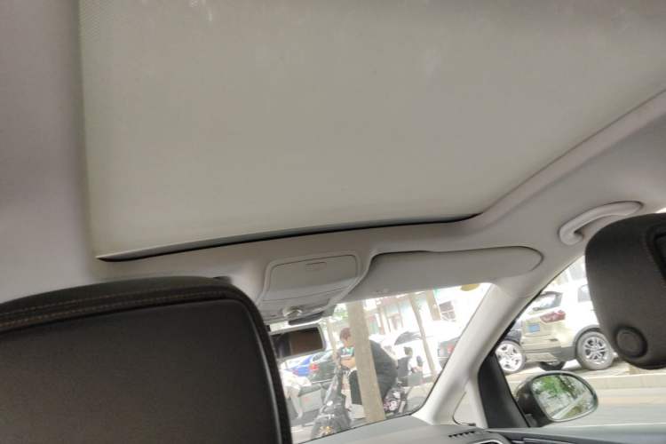 Used Volkswagen Sharan 2013 1.8TSI Comfort Model Headliner