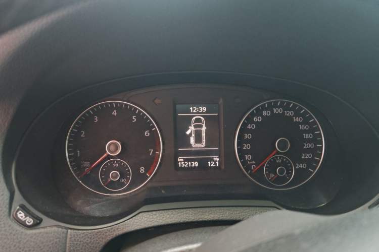 Used Volkswagen Sharan 2013 2.0 TSI Standard Model Instrument Cluster