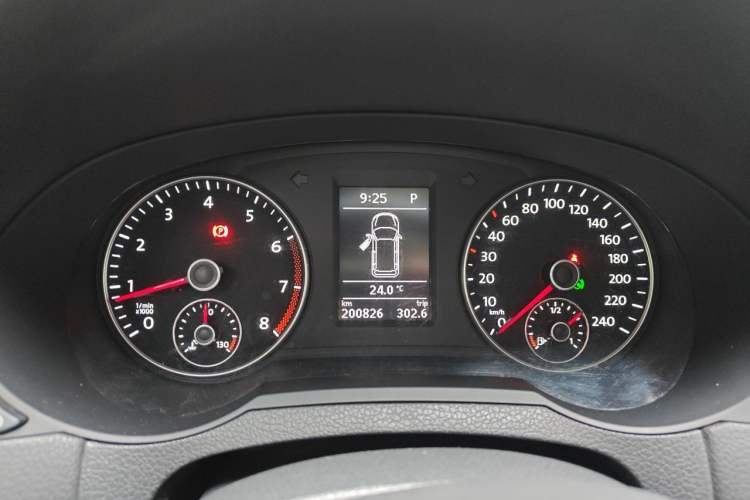 Used Volkswagen Sharan 2013 2.0 TSI Luxury Model Instrument Cluster