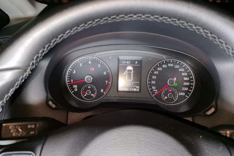 Used Volkswagen Sharan 2013 2.0 TSI Standard Model Instrument Cluster