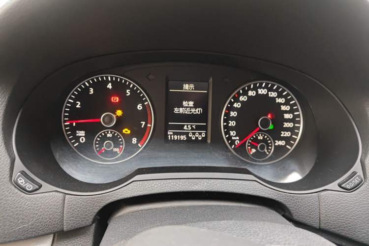 Used Volkswagen Sharan 2013 1.8TSI Standard Model Euro IV Instrument Cluster