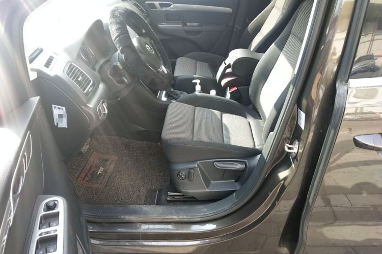 Used Volkswagen Sharan 2013 1.8TSI Standard Model Left Front Seat