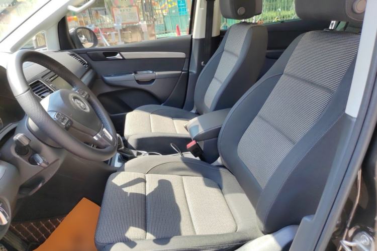 Used Volkswagen Sharan 2013 1.8TSI Standard Model Left Front Seat
