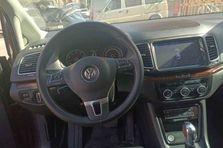 Used Volkswagen Sharan 2013 2.0 TSI Luxury Model Steering Wheel