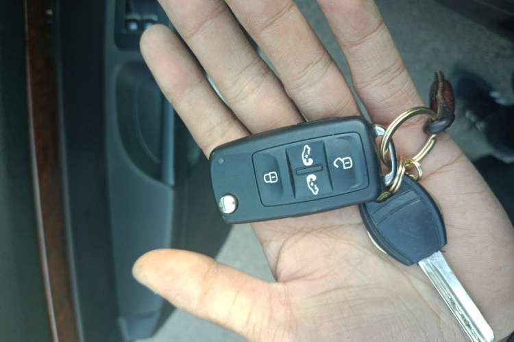 Used Volkswagen Sharan 2013 2.0 TSI Luxury Model Vehicle Key