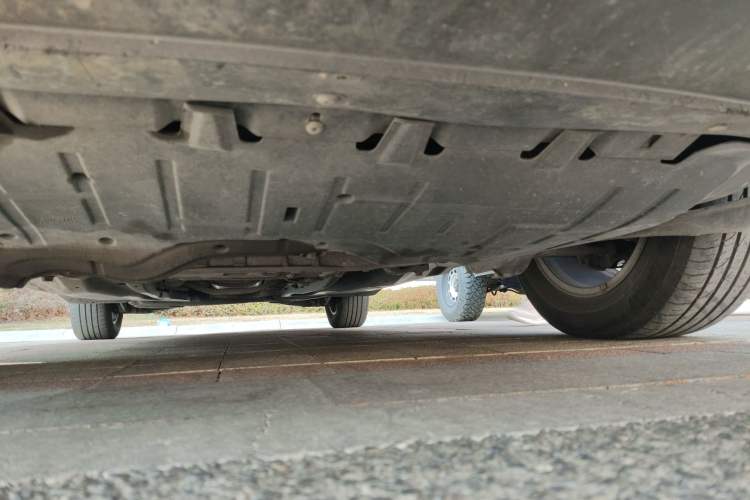 Used Volkswagen Sharan 2013 1.8TSI Standard Model Chassis Front