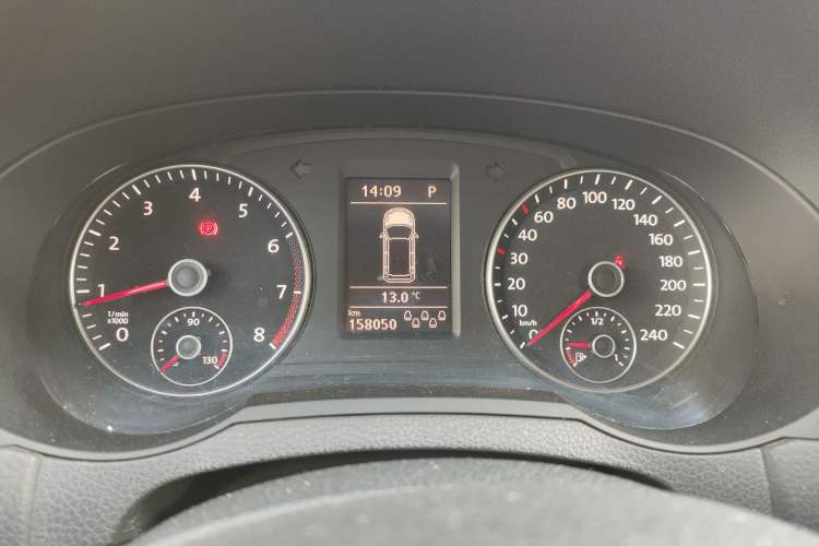 Used Volkswagen Sharan 2013 1.8TSI Standard Model Instrument Cluster