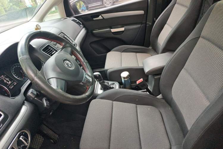 Used Volkswagen Sharan 2013 2.0 TSI Standard Model Left Front Seat