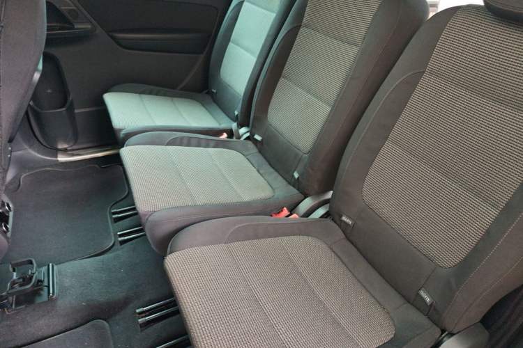 Used Volkswagen Sharan 2013 2.0 TSI Standard Model Left Rear Seat