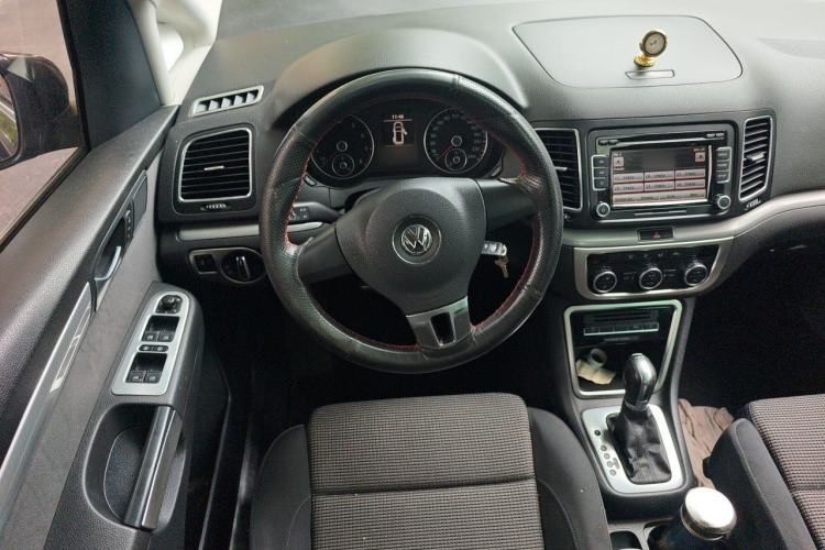 Used Volkswagen Sharan 2013 2.0 TSI Standard Model Steering Wheel