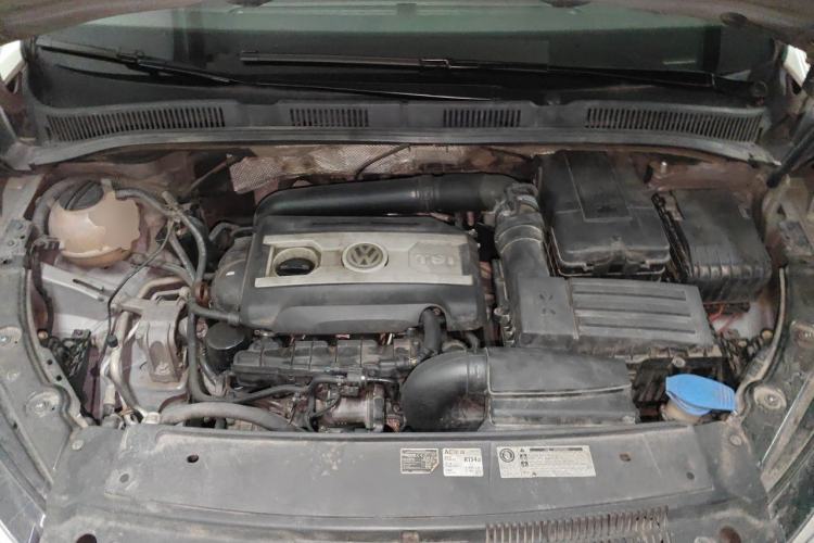Used Volkswagen Sharan 2013 1.8TSI Comfort Model Euro IV Engine Bay