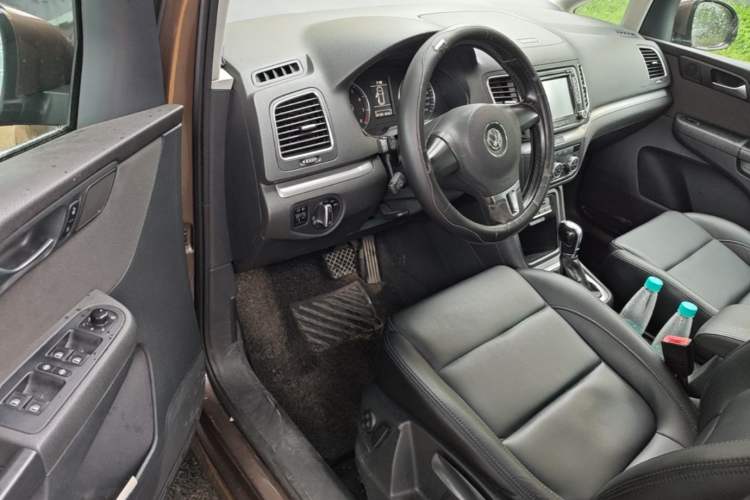 Used Volkswagen Sharan 2013 2.0 TSI Standard Model Driver Seat