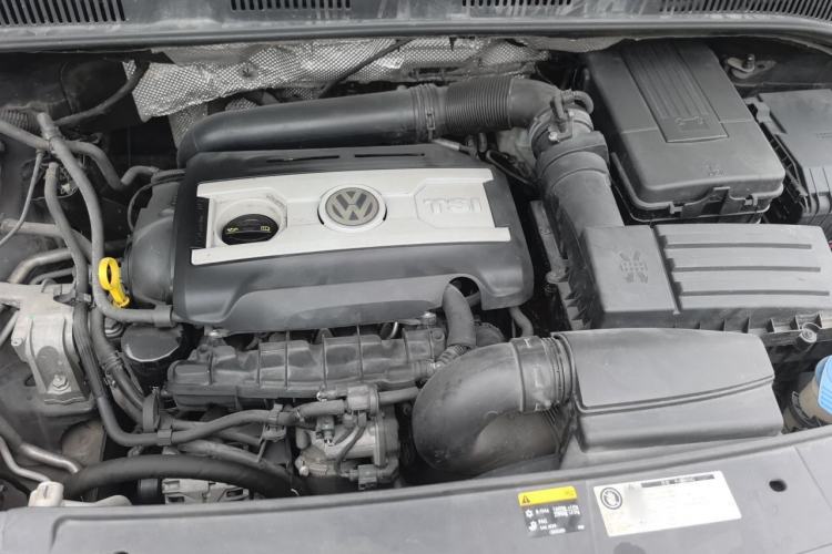 Used Volkswagen Sharan 2013 1.8TSI Standard Model Engine Bay
