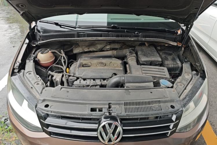 Used Volkswagen Sharan 2013 2.0 TSI Standard Model Engine Bay