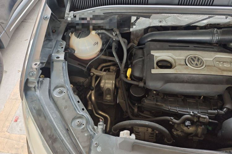 Used Volkswagen Sharan 2013 1.8TSI Standard Model Engine Bay Right