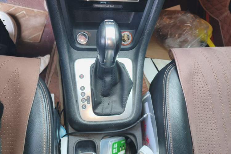 Used Volkswagen Sharan 2013 2.0 TSI Luxury Model Gear Lever