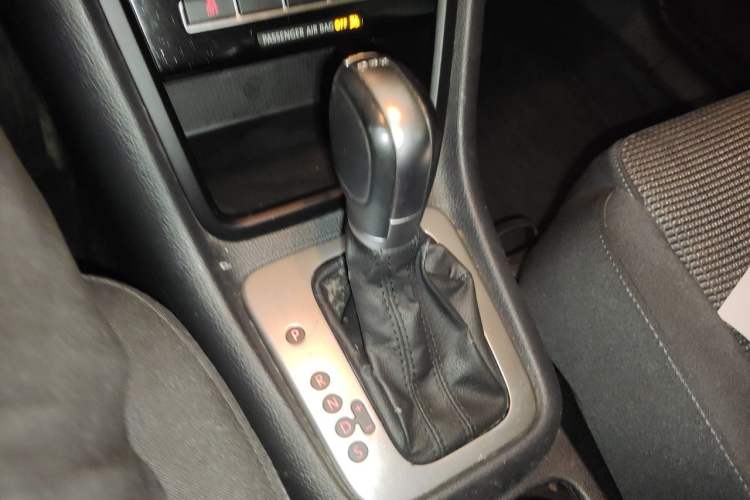 Used Volkswagen Sharan 2013 1.8TSI Standard Model Euro IV Gear Lever