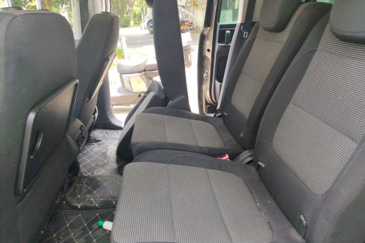 Used Volkswagen Sharan 2013 1.8TSI Standard Model Euro IV Left Rear Seat
