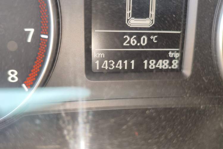 Used Volkswagen Sharan 2013 2.0 TSI Luxury Model Odometer Close Up