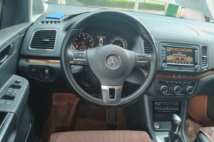 Used Volkswagen Sharan 2013 2.0 TSI Luxury Model Steering Wheel