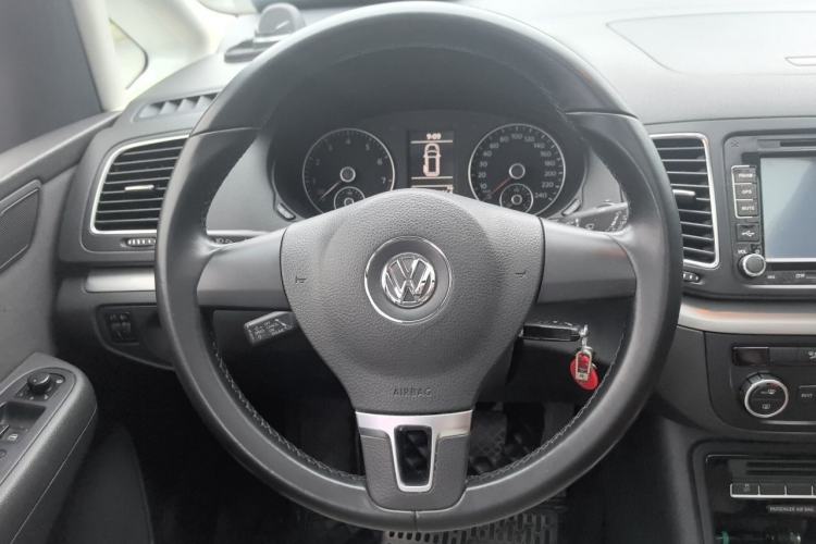 Used Volkswagen Sharan 2013 1.8TSI Standard Model Steering Wheel