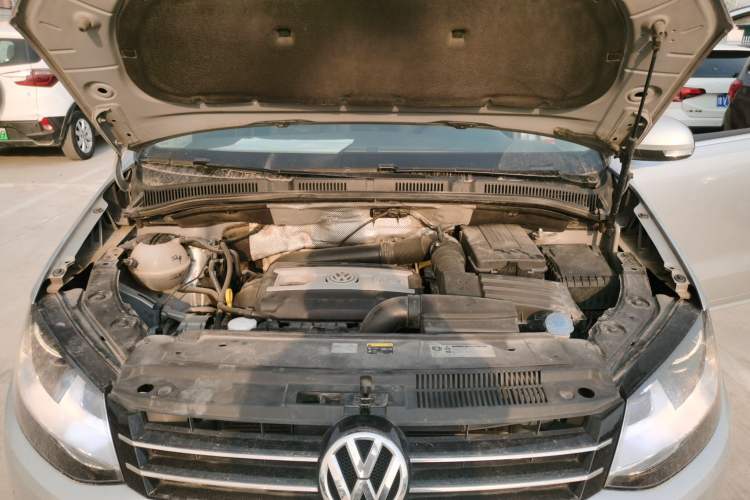 Used Volkswagen Sharan 2013 1.8TSI Comfort Model Engine Bay