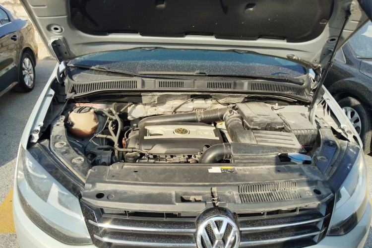 Used Volkswagen Sharan 2013 2.0 TSI Standard Model Engine Bay