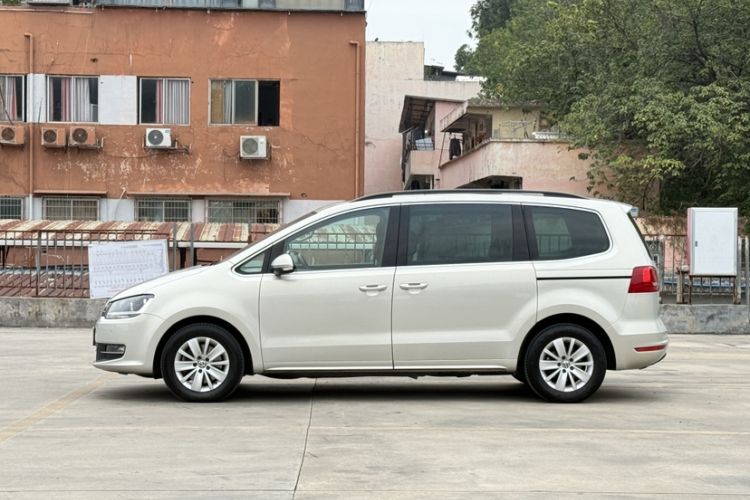 Used Volkswagen Sharan 2013 2.0 TSI Standard Model Exterior 4
