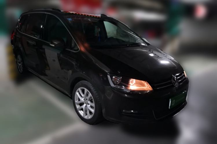 Used Volkswagen Sharan 2013 1.8TSI Standard Model Euro IV Front Right 45 Deg