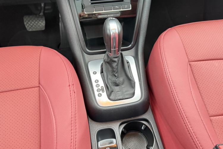 Used Volkswagen Sharan 2013 2.0 TSI Standard Model Gear Lever