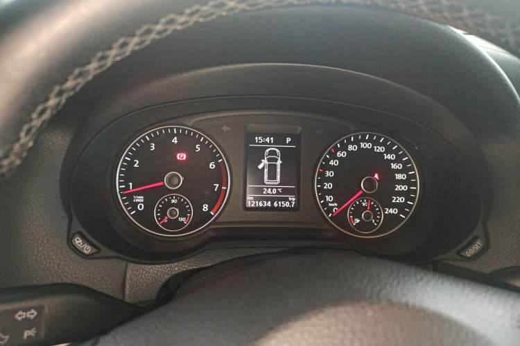 Used Volkswagen Sharan 2013 2.0 TSI Standard Model Instrument Cluster