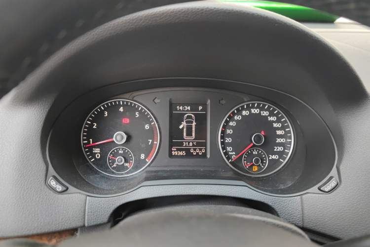 Used Volkswagen Sharan 2013 1.8TSI Comfort Model Instrument Cluster