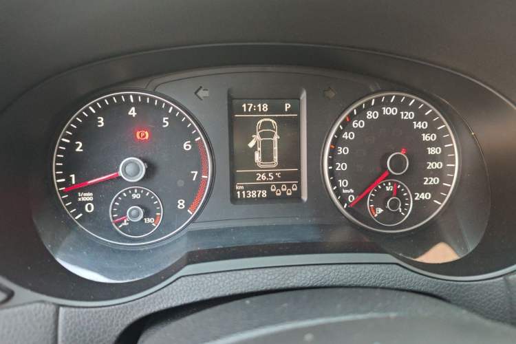 Used Volkswagen Sharan 2013 2.0 TSI Comfort Model Instrument Cluster
