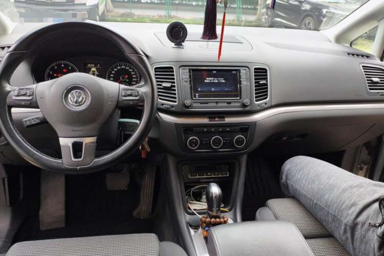 Used Volkswagen Sharan 2013 1.8TSI Standard Model Interior 2