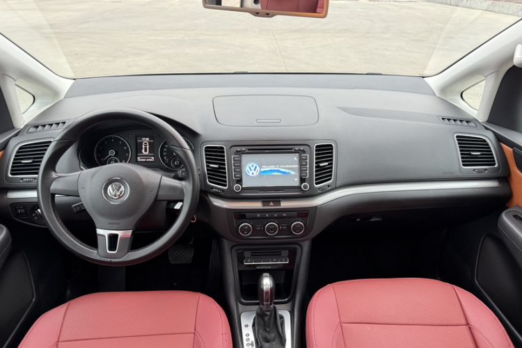 Used Volkswagen Sharan 2013 2.0 TSI Standard Model Interior 2