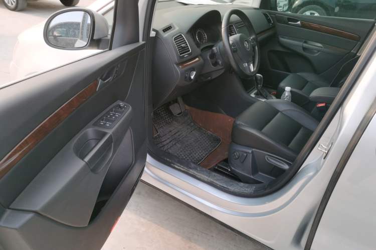 Used Volkswagen Sharan 2013 1.8TSI Comfort Model Interior 3