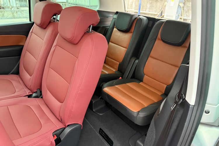 Used Volkswagen Sharan 2013 2.0 TSI Standard Model Interior 6