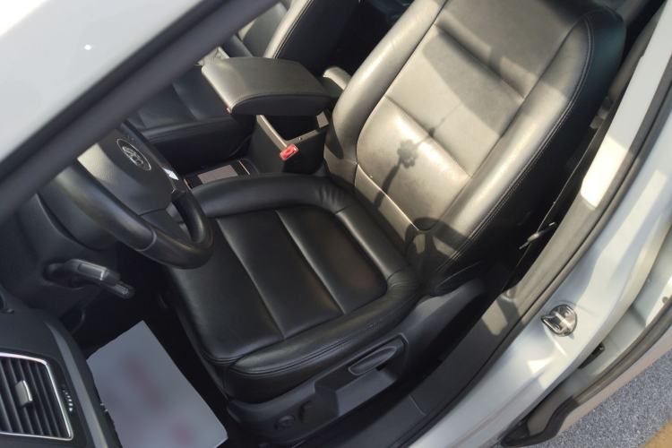 Used Volkswagen Sharan 2013 2.0 TSI Standard Model Left Front Seat