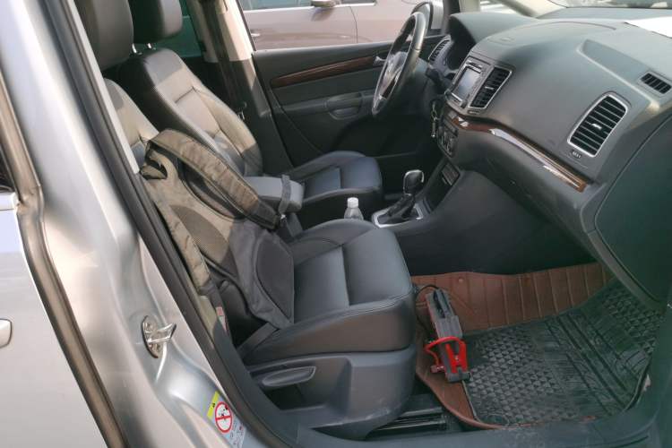 Used Volkswagen Sharan 2013 1.8TSI Comfort Model Right Front Seat