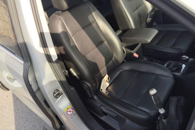 Used Volkswagen Sharan 2013 2.0 TSI Standard Model Right Front Seat