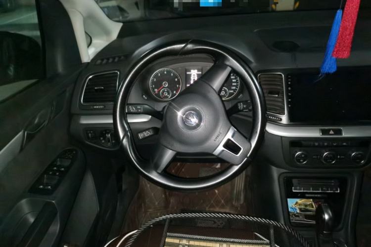 Used Volkswagen Sharan 2013 1.8TSI Standard Model Euro IV Steering Wheel