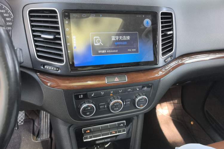 Used Volkswagen Sharan 2013 1.8TSI Comfort Model Audio And AC Panel