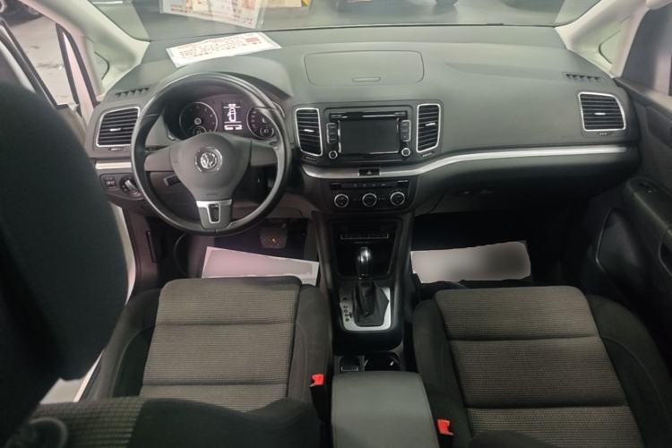 Used Volkswagen Sharan 2013 2.0 TSI Standard Model Center Console