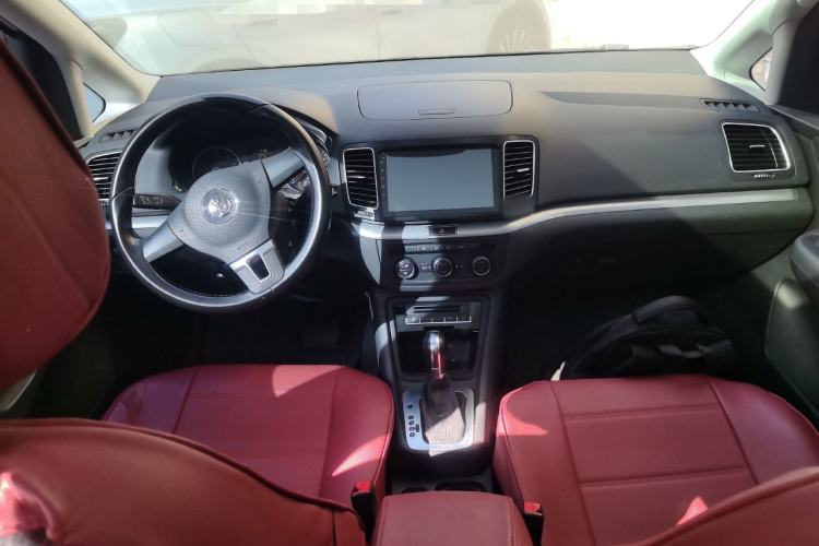 Used Volkswagen Sharan 2013 1.8TSI Standard Model Euro IV Center Console
