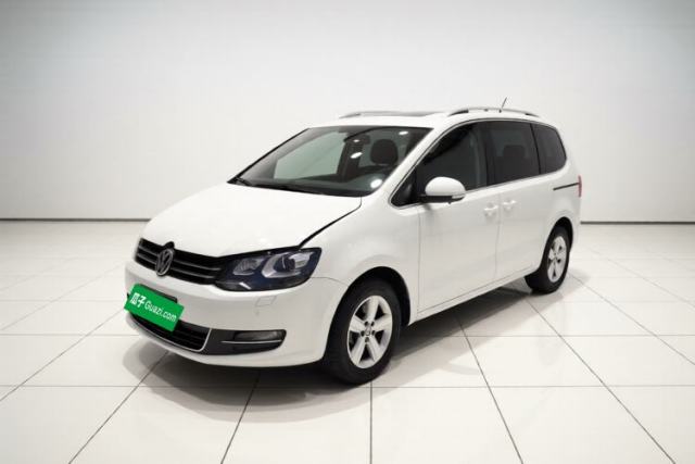 Volkswagen Sharan 2013 2.0 TSI Comfort Model usado