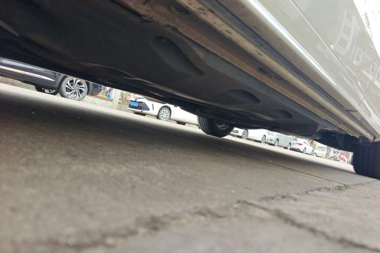 Used Volkswagen Sharan 2013 1.8TSI Standard Model Chassis Front Left
