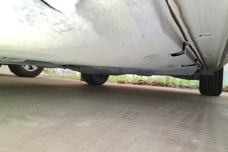 Used Volkswagen Sharan 2013 2.0 TSI Comfort Model Chassis Front Left